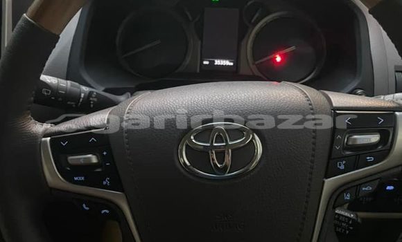 Buy Used 2017 Toyota Land Cruiser Prado in Dhaka, Dhaka Buy Used 2017 Toyota Land Cruiser Prado in Dhaka, Dhaka