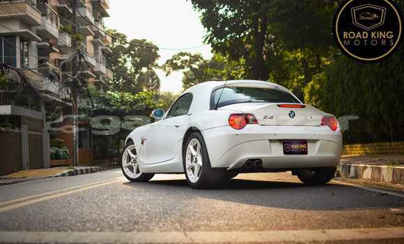 Buy Import 2004 BMW BMW Z4 in Dhaka, Dhaka Buy Import 2004 BMW BMW Z4 in Dhaka, Dhaka