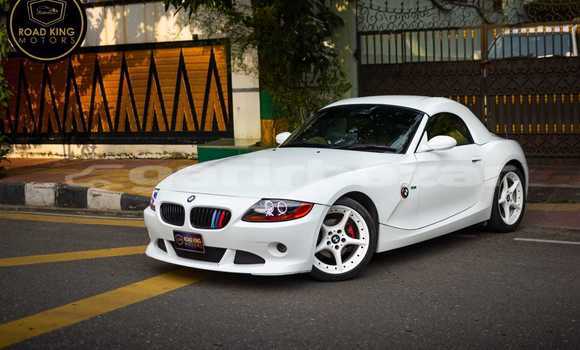 Buy Import 2004 BMW BMW Z4 in Dhaka, Dhaka Buy Import 2004 BMW BMW Z4 in Dhaka, Dhaka