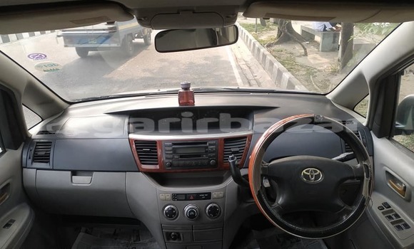 Buy Used 2003 Toyota Noah in Dhaka, Dhaka Buy Used 2003 Toyota Noah in Dhaka, Dhaka