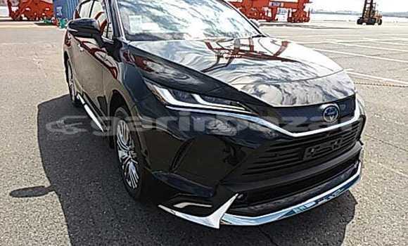 Buy Import 2021 Toyota Harrier in Dhaka, Dhaka Buy Import 2021 Toyota Harrier in Dhaka, Dhaka