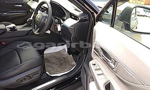 Buy Import 2021 Toyota Harrier in Dhaka, Dhaka Buy Import 2021 Toyota Harrier in Dhaka, Dhaka