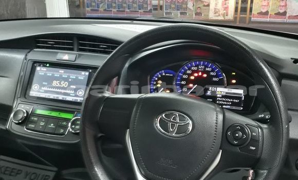 Buy Import 2016 Toyota Axio in Dhaka, Dhaka Buy Import 2016 Toyota Axio in Dhaka, Dhaka