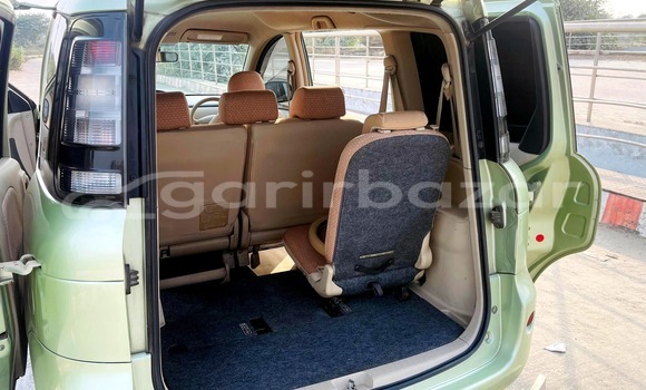 Buy Used 2012 Toyota Sienta in Dhaka, Dhaka Buy Used 2012 Toyota Sienta in Dhaka, Dhaka