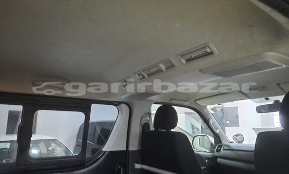 Buy Import 2016 Toyota Hiace in Dhaka, Dhaka Buy Import 2016 Toyota Hiace in Dhaka, Dhaka
