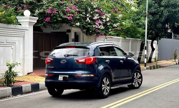 Buy Used 2010 Mercedes-Benz Sportage in Dhaka, Dhaka Buy Used 2010 Mercedes-Benz Sportage in Dhaka, Dhaka