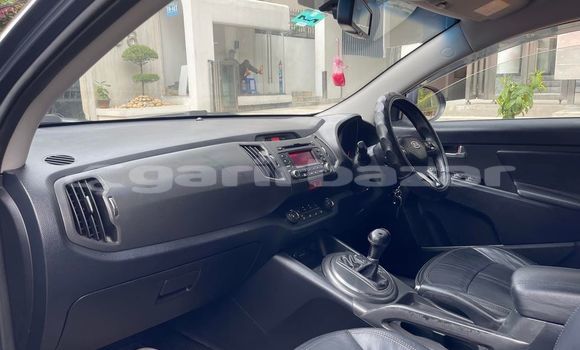 Buy Used 2010 Mercedes-Benz Sportage in Dhaka, Dhaka Buy Used 2010 Mercedes-Benz Sportage in Dhaka, Dhaka