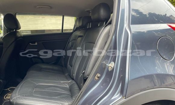 Buy Used 2010 Mercedes-Benz Sportage in Dhaka, Dhaka Buy Used 2010 Mercedes-Benz Sportage in Dhaka, Dhaka