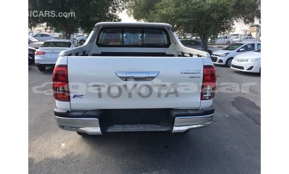 কেনা আমদানি Toyota Hilux White গাড়ী মধ্যে ইম্পোর্ট - দুবাই মধ্যে Bandarban কেনা আমদানি Toyota Hilux White গাড়ী মধ্যে ইম্পোর্ট - দুবাই মধ্যে Bandarban