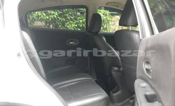 Buy Used 2014 Honda Vezel in Dhaka, Dhaka Buy Used 2014 Honda Vezel in Dhaka, Dhaka