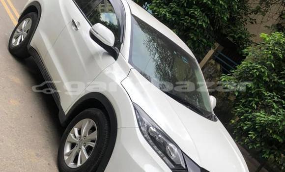 Buy Used 2014 Honda Vezel in Dhaka, Dhaka Buy Used 2014 Honda Vezel in Dhaka, Dhaka