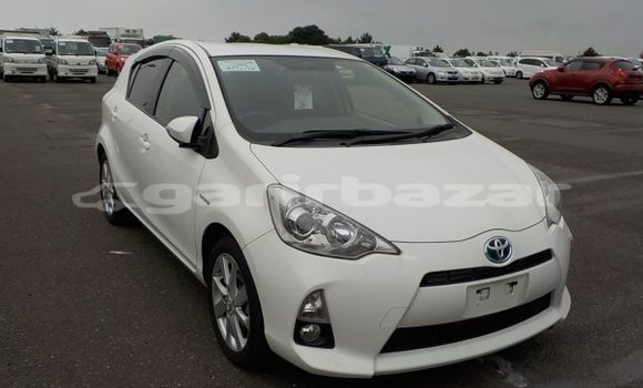 Buy Used 2013 Toyota AQUA in Dhaka, Dhaka Buy Used 2013 Toyota AQUA in Dhaka, Dhaka