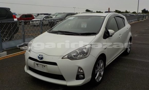 Buy Used 2013 Toyota AQUA in Dhaka, Dhaka Buy Used 2013 Toyota AQUA in Dhaka, Dhaka