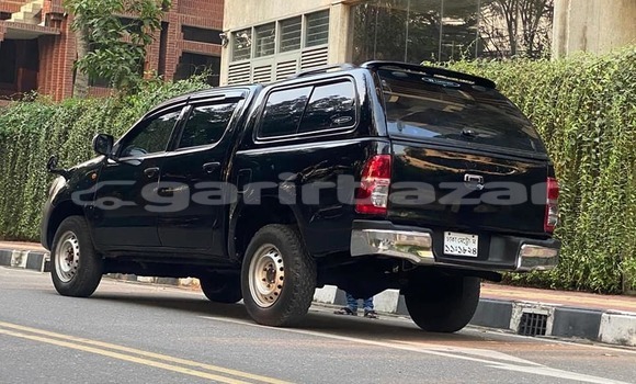 Buy Used 2009 Toyota Hilux in Dhaka, Dhaka Buy Used 2009 Toyota Hilux in Dhaka, Dhaka