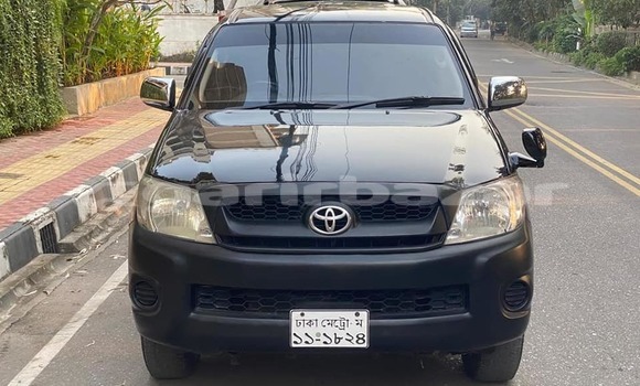 Buy Used 2009 Toyota Hilux in Dhaka, Dhaka Buy Used 2009 Toyota Hilux in Dhaka, Dhaka