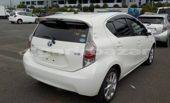 Buy Used 2013 Toyota AQUA in Dhaka, Dhaka Buy Used 2013 Toyota AQUA in Dhaka, Dhaka