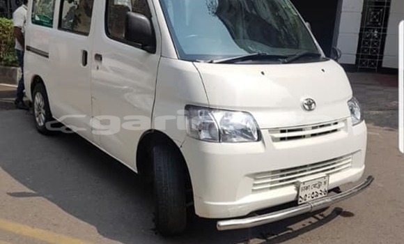 কেনা ব্যবহৃত Toyota TownAce White গাড়ী মধ্যে ঢাকা মধ্যে Dhaka কেনা ব্যবহৃত Toyota TownAce White গাড়ী মধ্যে ঢাকা মধ্যে Dhaka