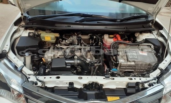 Buy Used 2014 Toyota Axio in Dhaka, Dhaka Buy Used 2014 Toyota Axio in Dhaka, Dhaka