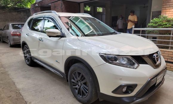 Buy Used 2015 Nissan X-Trail in Dhaka, Dhaka Buy Used 2015 Nissan X-Trail in Dhaka, Dhaka