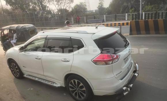 Buy Used 2015 Nissan X-Trail Mode Premier in Dhaka, Dhaka Buy Used 2015 Nissan X-Trail Mode Premier in Dhaka, Dhaka