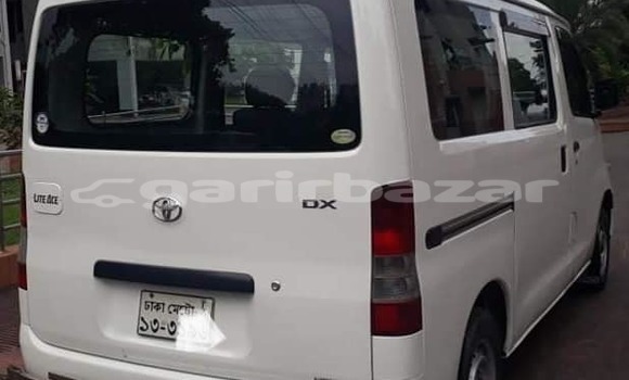 Buy Used 2010 Toyota TownAce in Dhaka, Dhaka Buy Used 2010 Toyota TownAce in Dhaka, Dhaka
