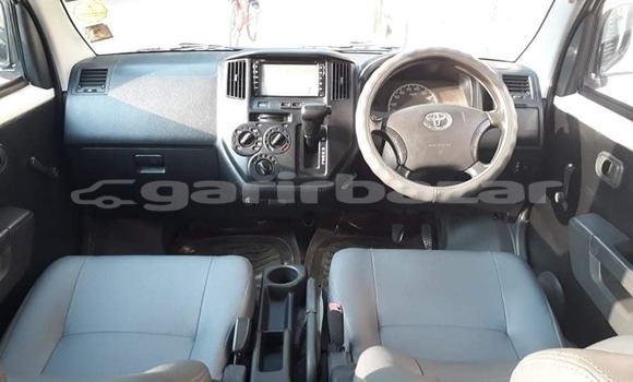 Buy Used 2010 Toyota TownAce in Dhaka, Dhaka Buy Used 2010 Toyota TownAce in Dhaka, Dhaka