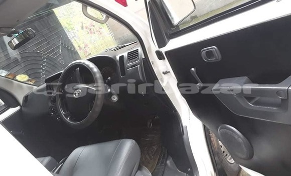 Buy Used 2010 Toyota TownAce in Dhaka, Dhaka Buy Used 2010 Toyota TownAce in Dhaka, Dhaka