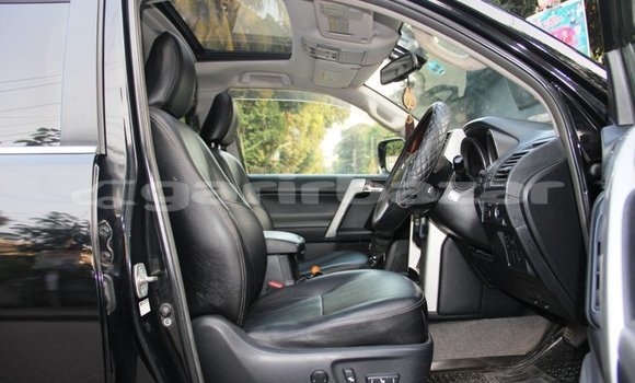 Buy Used 2011 Toyota Land Cruiser Prado in Dhaka, Dhaka Buy Used 2011 Toyota Land Cruiser Prado in Dhaka, Dhaka