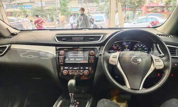 Buy Import 2016 Nissan X-Trail Mode Premier in Dhaka, Dhaka Buy Import 2016 Nissan X-Trail Mode Premier in Dhaka, Dhaka
