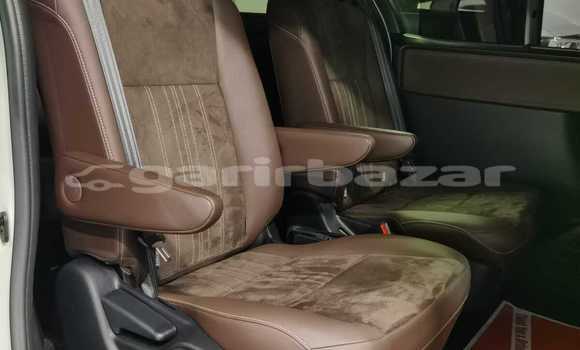 কেনা আমদানি Toyota Esquire White গাড়ী মধ্যে ঢাকা মধ্যে Dhaka কেনা আমদানি Toyota Esquire White গাড়ী মধ্যে ঢাকা মধ্যে Dhaka