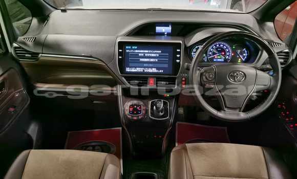 কেনা আমদানি Toyota Esquire White গাড়ী মধ্যে ঢাকা মধ্যে Dhaka কেনা আমদানি Toyota Esquire White গাড়ী মধ্যে ঢাকা মধ্যে Dhaka