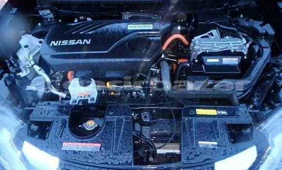 Buy Import 2018 Nissan X-Trail in Dhaka, Dhaka Buy Import 2018 Nissan X-Trail in Dhaka, Dhaka