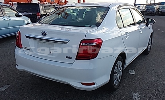 Buy Import 2016 Toyota Axio in Dhaka, Dhaka Buy Import 2016 Toyota Axio in Dhaka, Dhaka