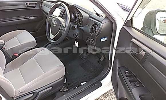Buy Import 2016 Toyota Axio in Dhaka, Dhaka Buy Import 2016 Toyota Axio in Dhaka, Dhaka