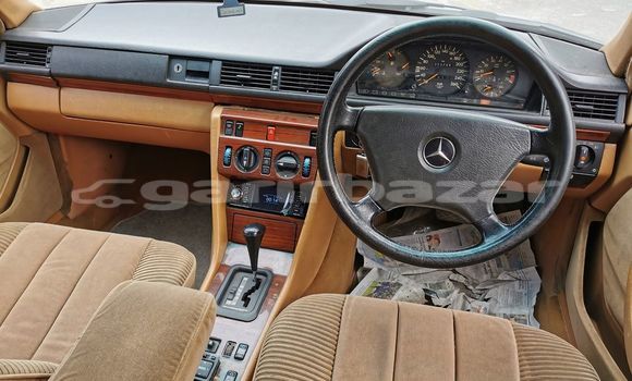 Buy Used Mercedes-Benz E–Class in Dhaka, Dhaka Buy Used Mercedes-Benz E–Class in Dhaka, Dhaka