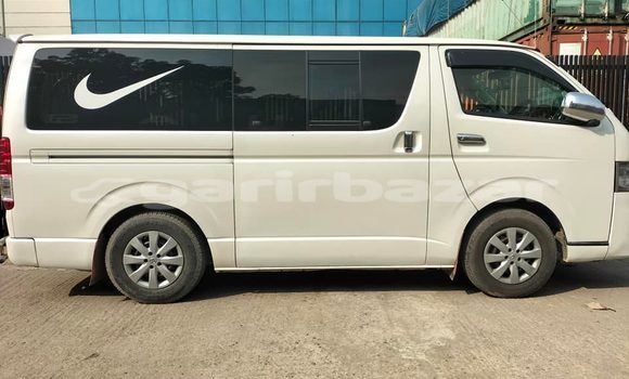Buy Used Toyota Hiace in Dhaka, Dhaka Buy Used Toyota Hiace in Dhaka, Dhaka
