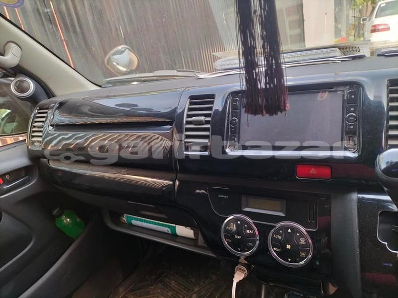 Big with watermark toyota hiace dhaka dhaka 4218