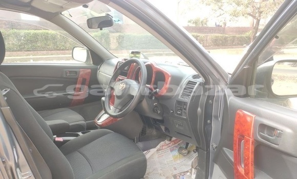 Buy Used 2007 Toyota Rush in Dhaka, Dhaka Buy Used 2007 Toyota Rush in Dhaka, Dhaka