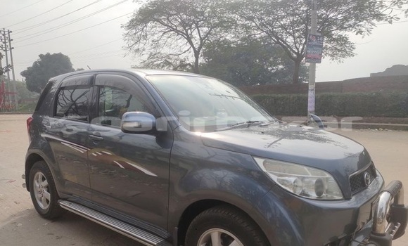 Buy Used 2007 Toyota Rush in Dhaka, Dhaka Buy Used 2007 Toyota Rush in Dhaka, Dhaka