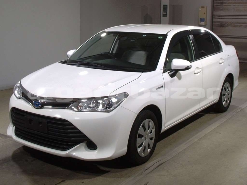 Big with watermark toyota axio dhaka dhaka 4226