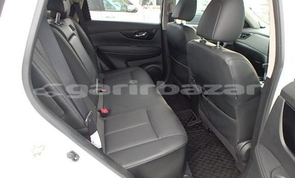 কেনা আমদানি Nissan X-Trail White গাড়ী মধ্যে ঢাকা মধ্যে Dhaka কেনা আমদানি Nissan X-Trail White গাড়ী মধ্যে ঢাকা মধ্যে Dhaka