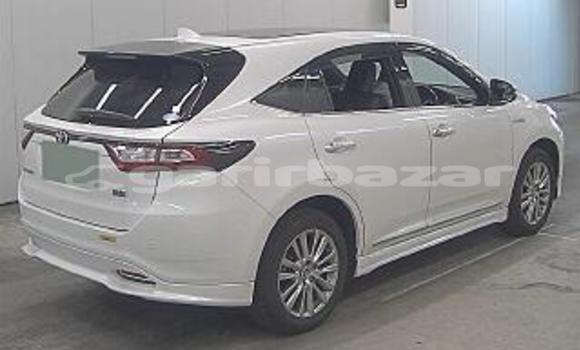 কেনা আমদানি Toyota Harrier White গাড়ী মধ্যে ঢাকা মধ্যে Dhaka কেনা আমদানি Toyota Harrier White গাড়ী মধ্যে ঢাকা মধ্যে Dhaka
