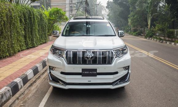 Buy Import 2017 Toyota Land Cruiser Prado in Dhaka, Dhaka Buy Import 2017 Toyota Land Cruiser Prado in Dhaka, Dhaka