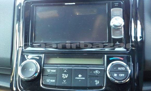 কেনা আমদানি Toyota Fielder WXB White গাড়ী মধ্যে ঢাকা মধ্যে Dhaka কেনা আমদানি Toyota Fielder WXB White গাড়ী মধ্যে ঢাকা মধ্যে Dhaka