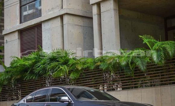 Buy Used 2010 BMW 5–Series in Dhaka, Dhaka Buy Used 2010 BMW 5–Series in Dhaka, Dhaka