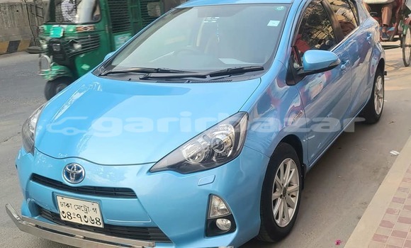 Buy Used Toyota Aqua in Dhaka, Dhaka Buy Used Toyota Aqua in Dhaka, Dhaka
