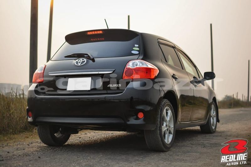 Big with watermark toyota auris dhaka dhaka 4280