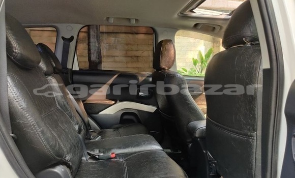 কেনা ব্যবহৃত Mitsubishi Outlander White গাড়ী মধ্যে ঢাকা মধ্যে Dhaka কেনা ব্যবহৃত Mitsubishi Outlander White গাড়ী মধ্যে ঢাকা মধ্যে Dhaka