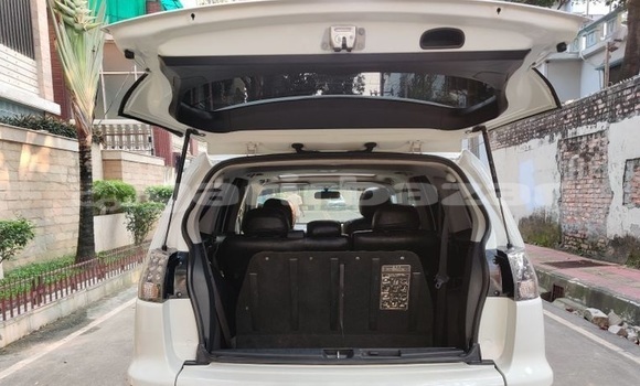 কেনা ব্যবহৃত Mitsubishi Outlander White গাড়ী মধ্যে ঢাকা মধ্যে Dhaka কেনা ব্যবহৃত Mitsubishi Outlander White গাড়ী মধ্যে ঢাকা মধ্যে Dhaka