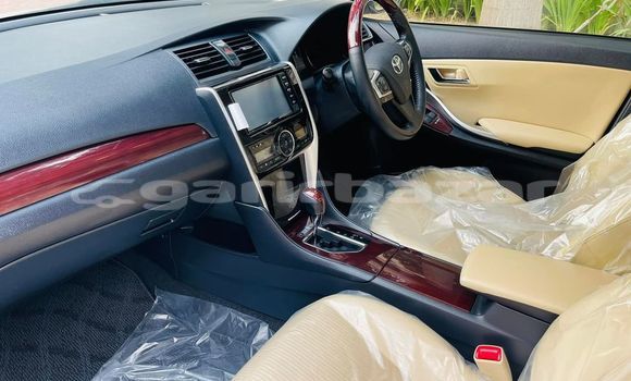 Buy Used 2018 Toyota Premio in Dhaka, Dhaka Buy Used 2018 Toyota Premio in Dhaka, Dhaka